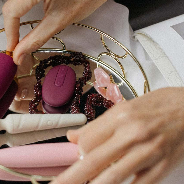A Sexy DIY: How to Use a Bullet Vibrator – Bijoux Indiscrets