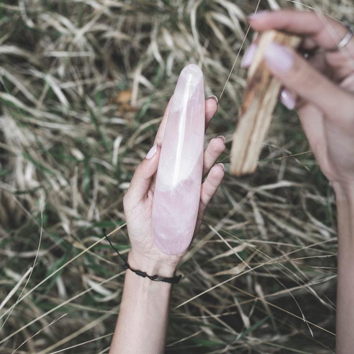Saktion Rose Quartz Wand Crystal Wand Pelvic Floor Bijoux Indiscrets Saktion Rose Quartz Wand Crystal Wand Pelvic Floor Bijoux Indiscrets